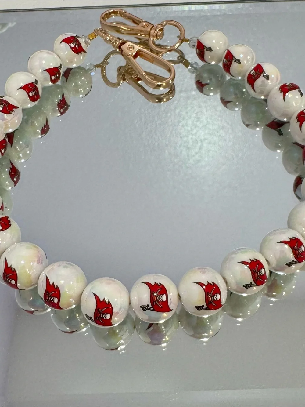 New White Beaded Tampa Bay Bucs Bag Chain 18 inches  and Gold Hardware